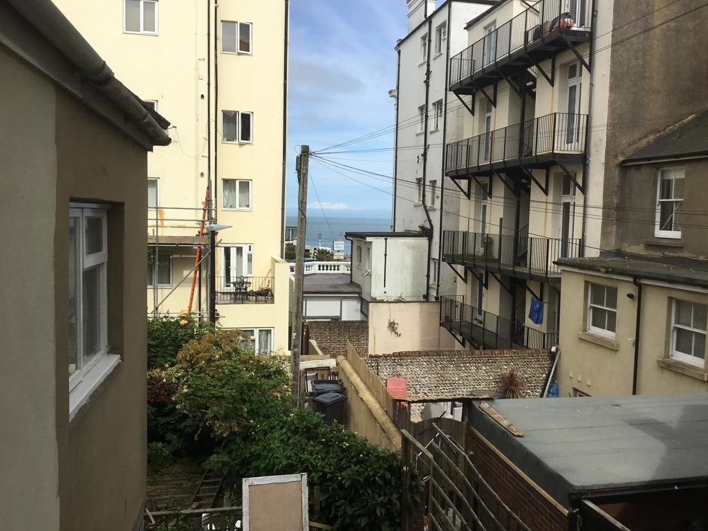 Sterling House Hotel Eastbourne Exteriör bild